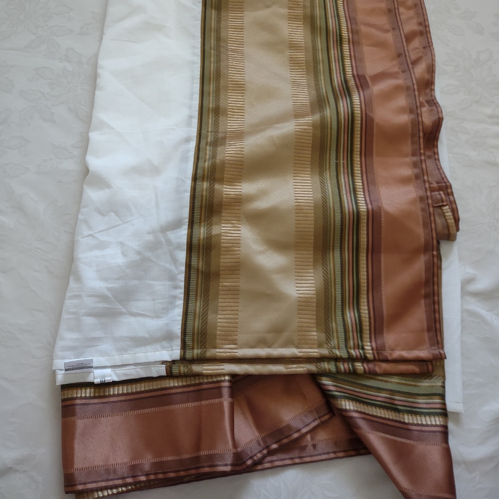 Croscill Bed Skirt Carrington Stripes